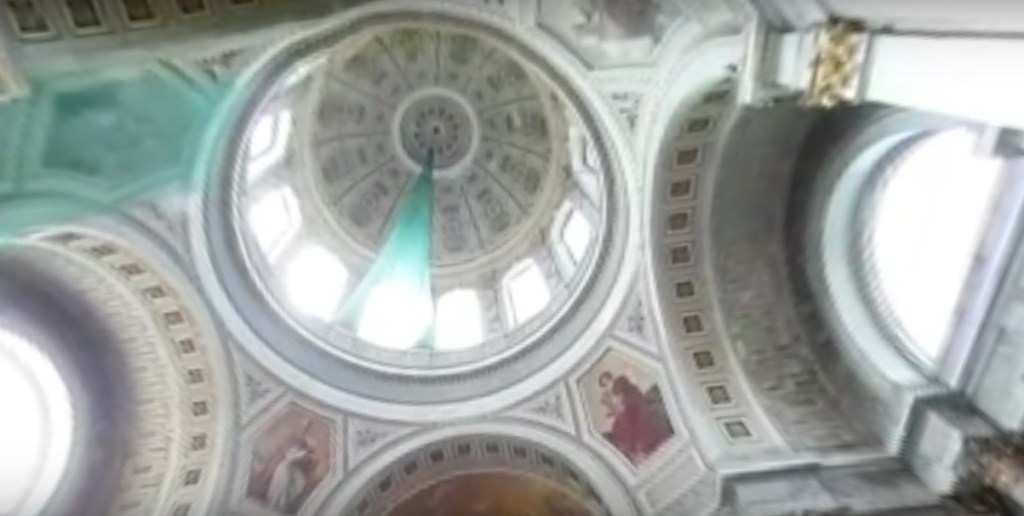 360°-Video: Southbound Sickboy … Gold and Saint’s Basilika&nbsp;Inside