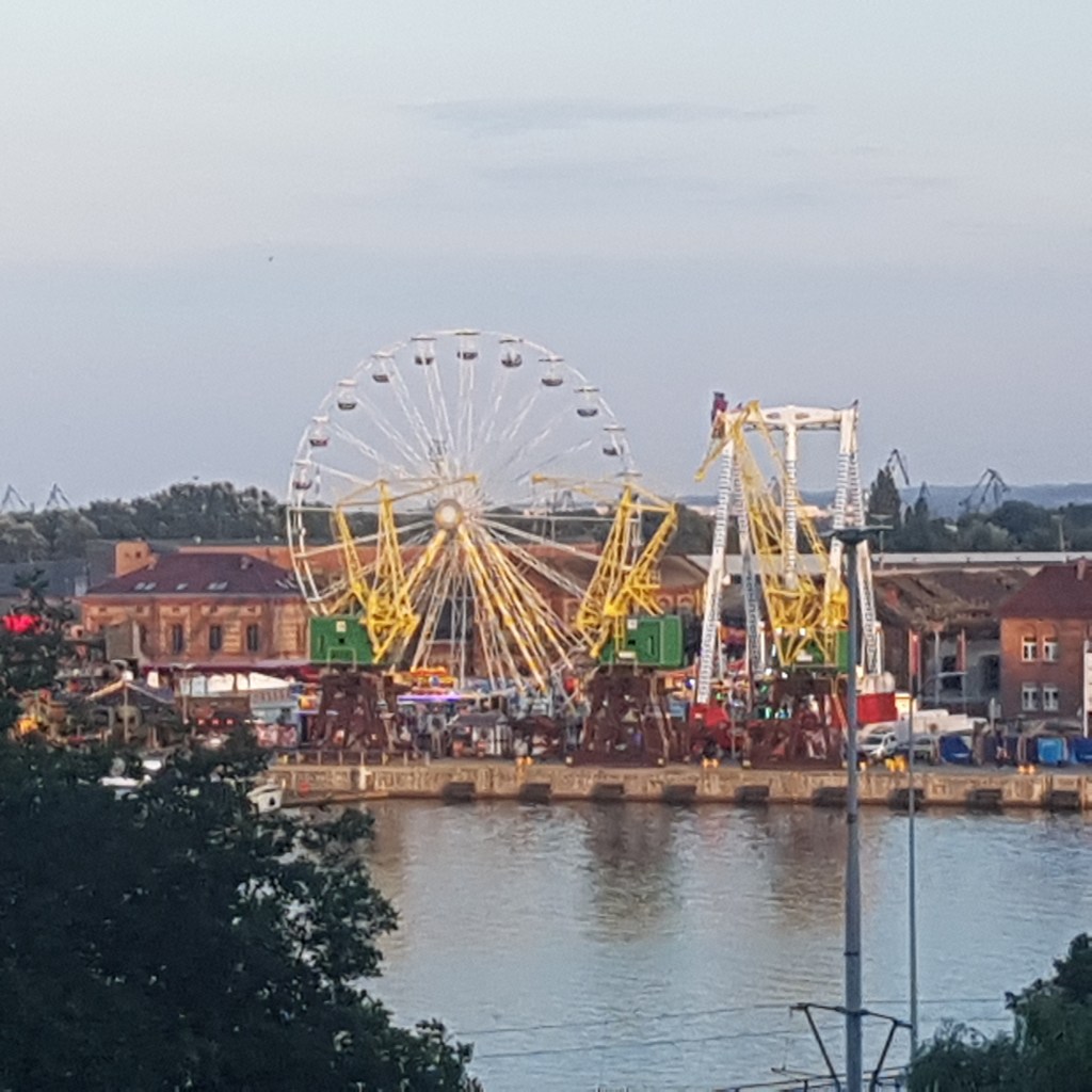 PICTUREBOOK Criss Cross Ferry Cruise: Berlin to Szczecin along the Odra&nbsp;River